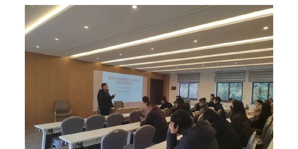 以信心凝聚力量，以實干譜寫華章——在新經濟下，發(fā)現(xiàn)新商機，實現(xiàn)新發(fā)展